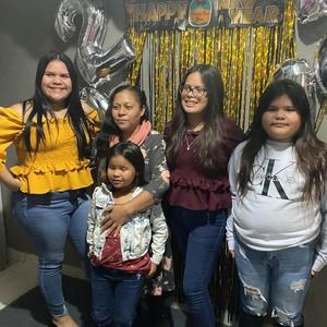 Meet your Posher, Aurora